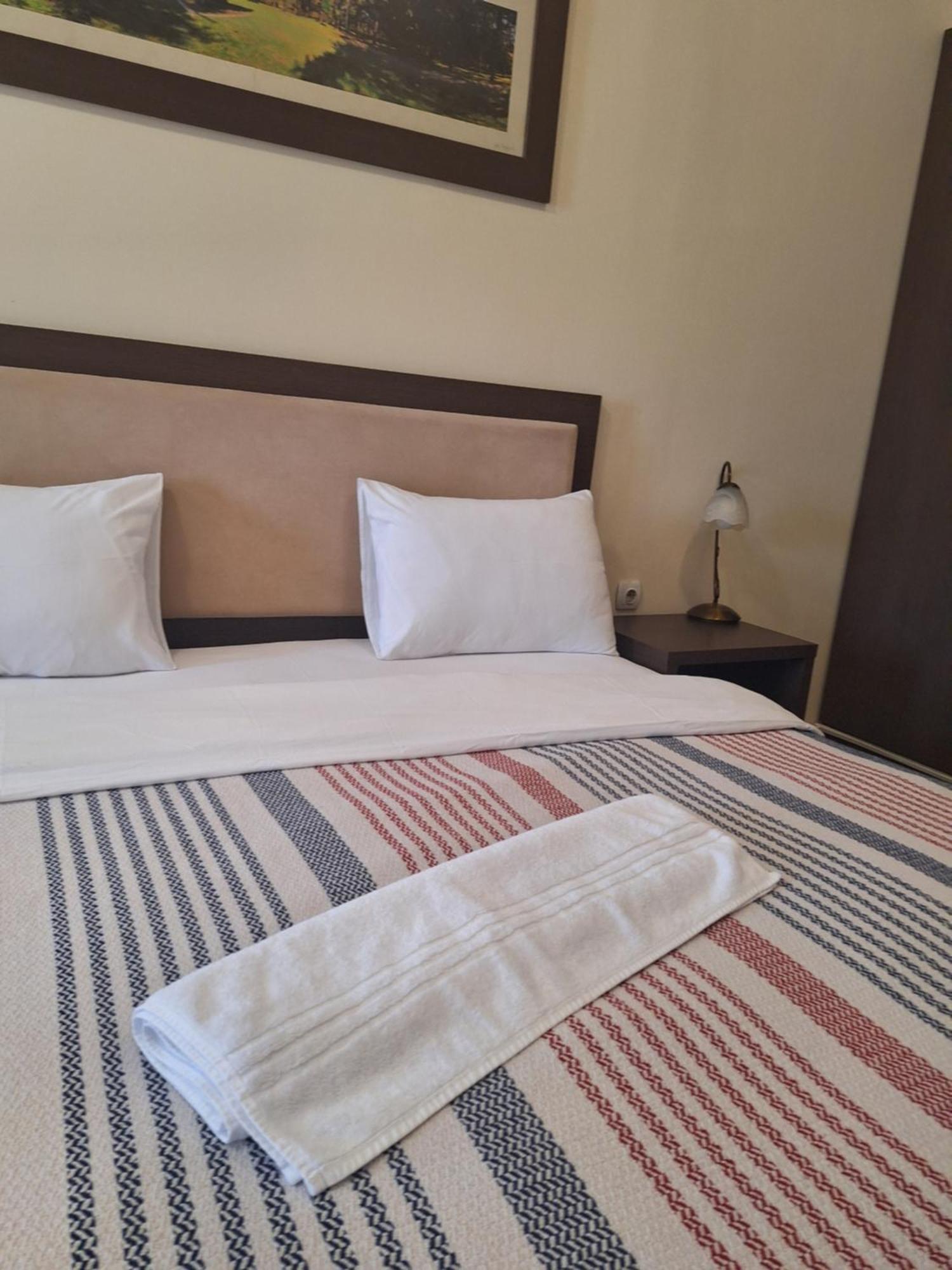 Garni Hotel Ema Крагуевац Экстерьер фото