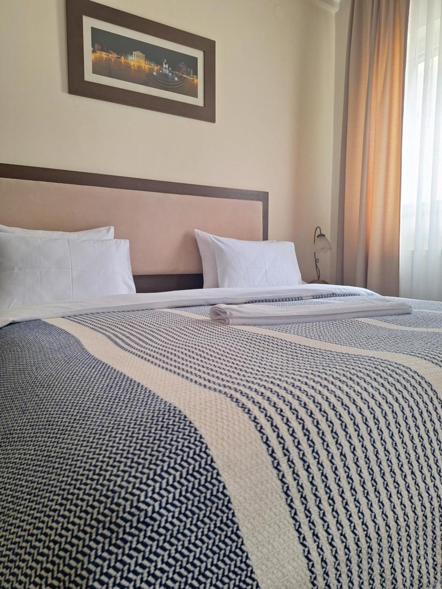 Garni Hotel Ema Крагуевац Экстерьер фото