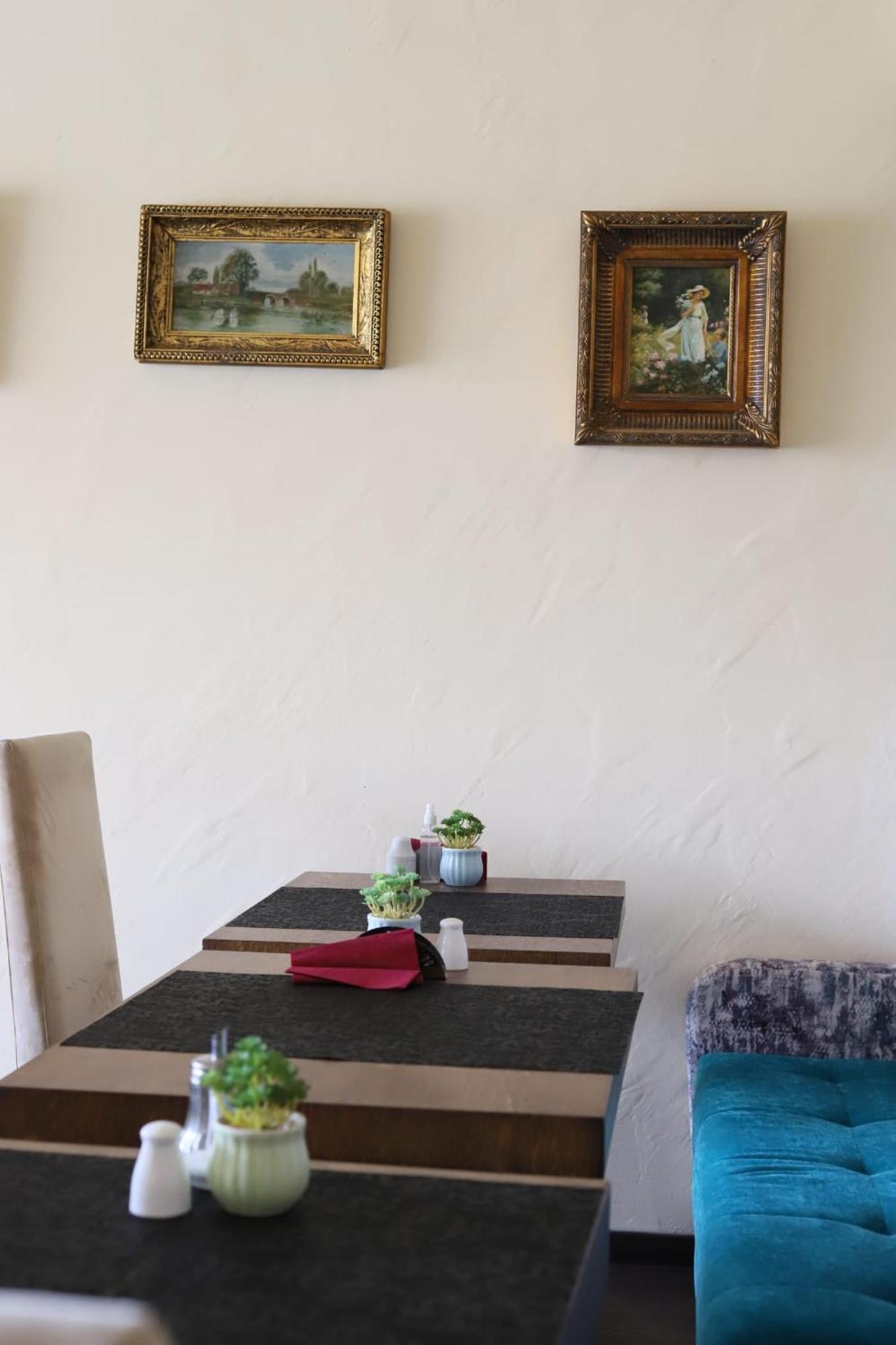 Garni Hotel Ema Крагуевац Экстерьер фото