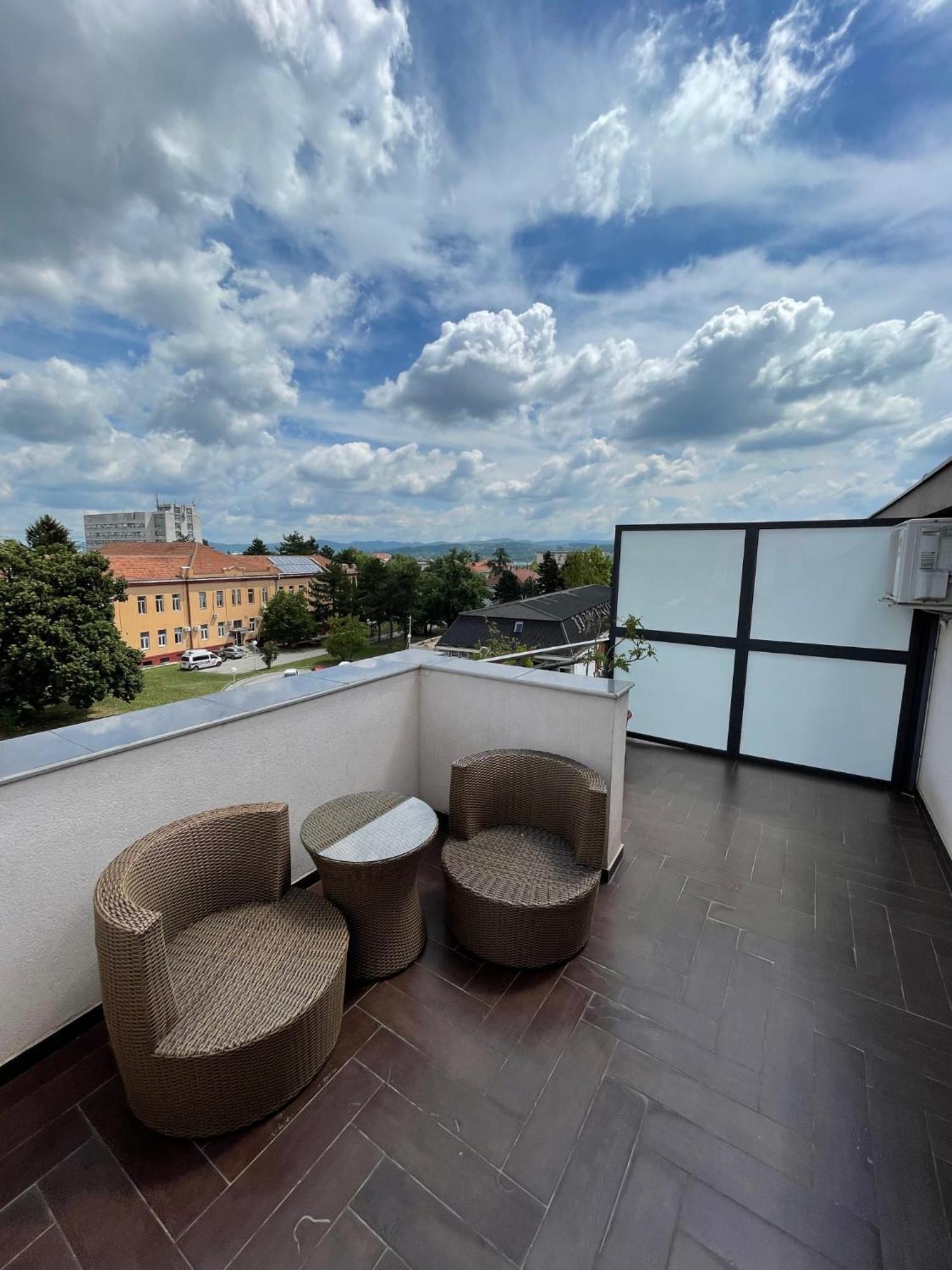 Garni Hotel Ema Крагуевац Экстерьер фото